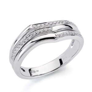 18K SORTIJA ORO BLANCO 38 DIAMANTES TALLA BRILLANTE 0.130 QTS. ANCHO: 7MM
