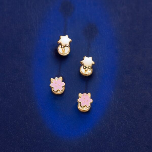 18K PENDIENTES ORO AMARILLO ESTRELLA LISA 6X6 MM - Imagen 2