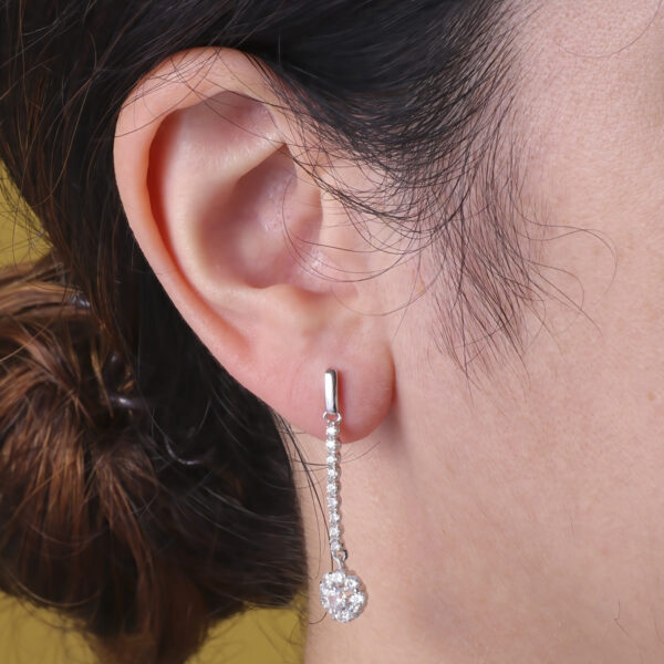 18K PENDIENTES ORO BLANCO JUEGO NOVIA PIÑA CIRCONITAS 38X7 MM PRESION - Imagen 2
