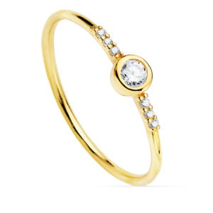 18K SORTIJA ORO AMARILLO DIAMANTES 0.140  QTS. G-VS2. DIAMANTE 3 MM Y 6 DE 1 MM