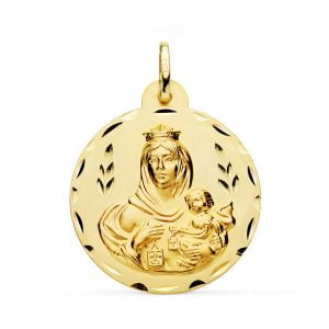 18K MEDALLA VIRGEN DEL CARMEN TALLADA 28 MM