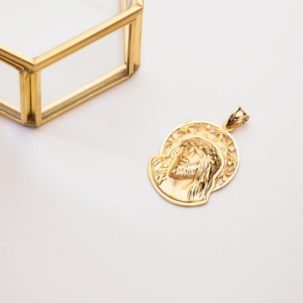 18K COLGANTE CABEZA CRISTO ORLA 32X26 MM - Imagen 2