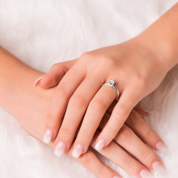 18K SOLITARIO ORO BLANCO DIAMANTE TALLA BRILLANTE 0.300 QTS. G-VS2 - Imagen 2